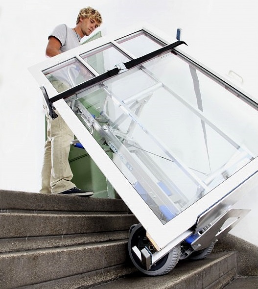 LiftKar SAL 110 Fold-L electric stair climber - Storit