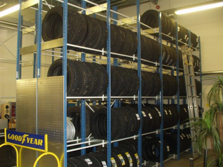 Metro modular tyre rack 600x1000xH2100mm, main part - Storit