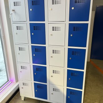 Compartment locker on legs 4x300mm x5, RAL7035/5010-7035 - Storit