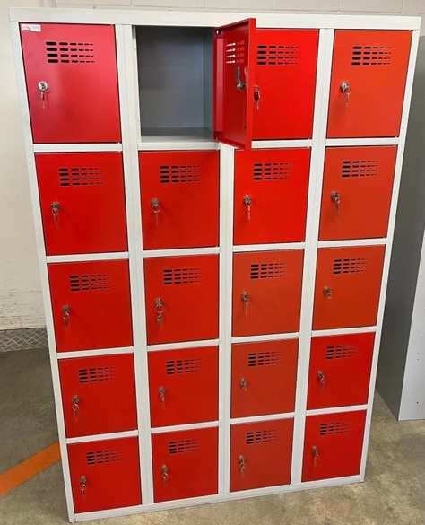 Шкаф для хранения вещей 4×300мм x5, RAL7035/3020, ИСПОЛЬЗОВАННЫЙ - Storit