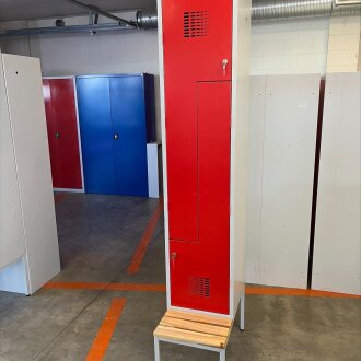 Шкаф для одежды S 1×400мм, RAL7035/3020, ИСПОЛЬЗОВАННЫЙ - Storit