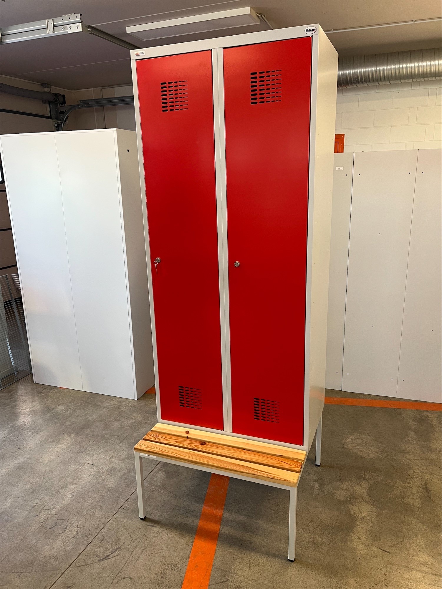 Wardrobe locker 2x400mm, RAL3020/3020, USED - Storit