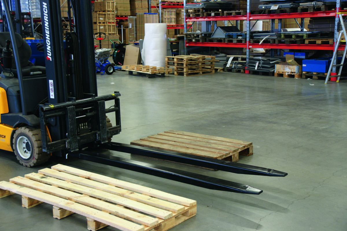 Kahvlite pikendused 1800x45x125mm 4 t, paar Kahvlite pikendused 1800x45x125mm 4 t, paar - Storit