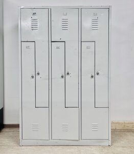 Lietots skapis ar Z-veida durvīm, 3×400 mm x 2, DZIEDZIC - Storit